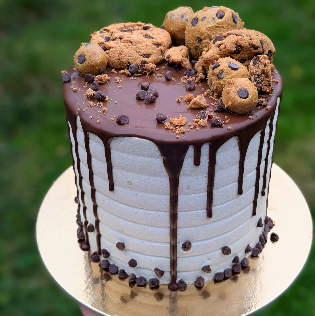 Classic 'Cookie Monster' cake